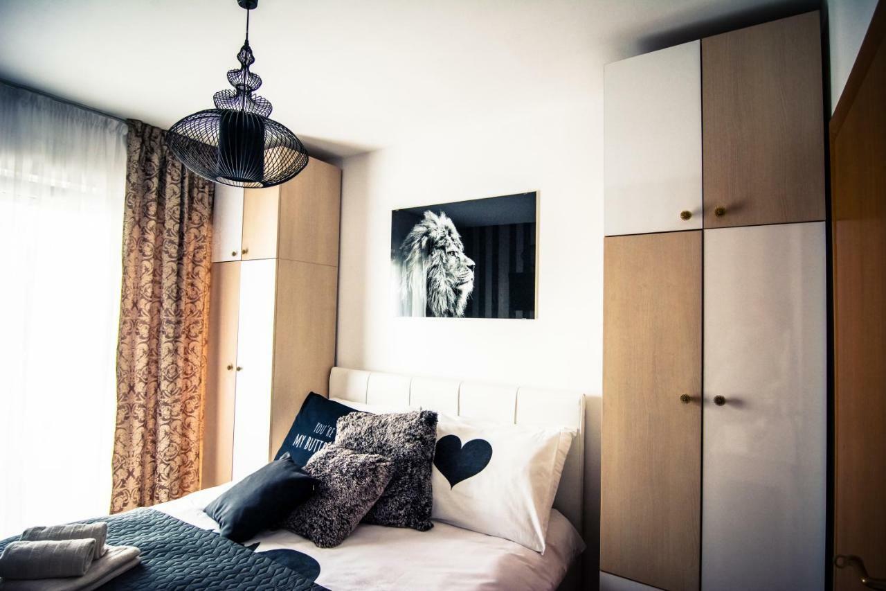 Luxury Apartment Julija Split Exterior photo
